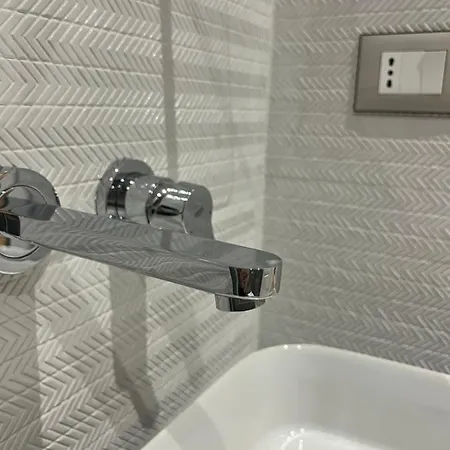 酒店 Enzo -central Blloku 地拉那