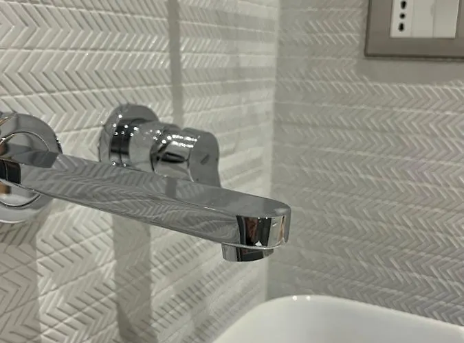 ホテル Enzo -central Blloku ティラナ