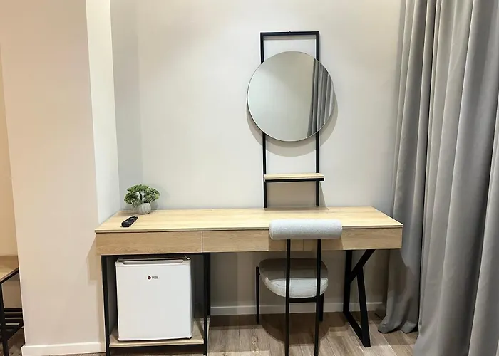 Otel Enzo -central Blloku *