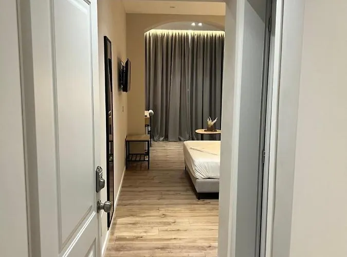 Otel Enzo -central Blloku *