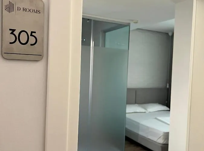 Enzo -central Blloku Otel *