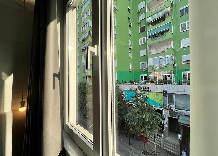 Enzo -central Blloku