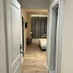 Otel Enzo -central Blloku *