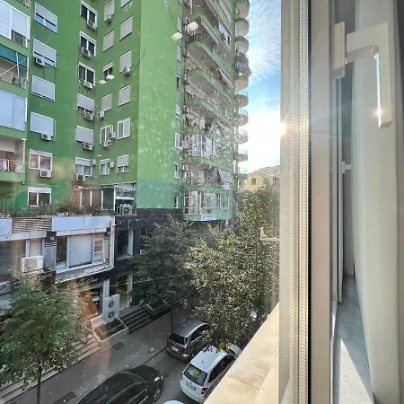 Enzo Blloku Hotel