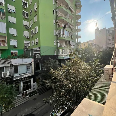 Enzo Blloku Hotel *