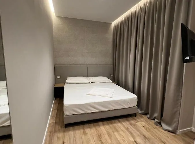 Enzo -central Blloku Hotel Tirana