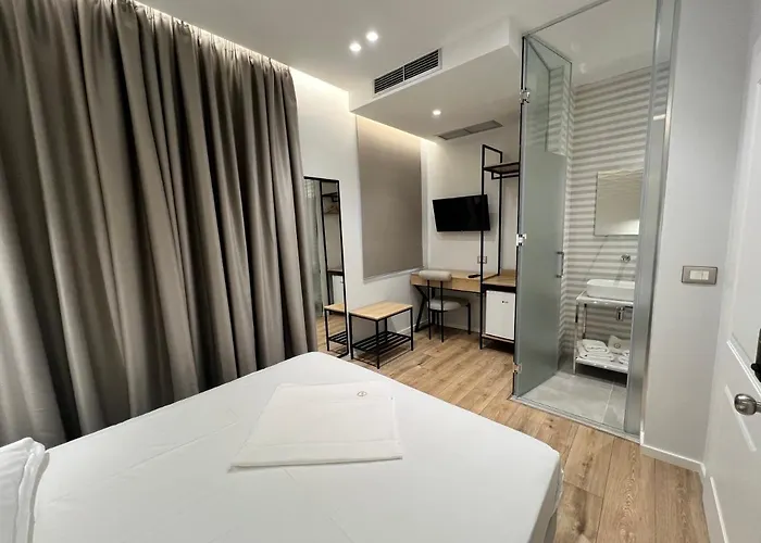 Hotel Enzo -central Blloku Tirana