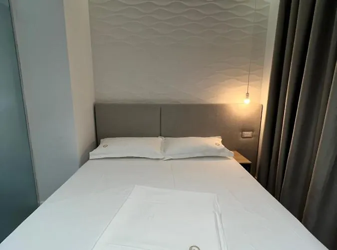 Hotel Enzo -central Blloku Tirana